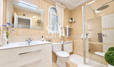 Återförsäljning - Villa - Orihuela Costa - Costa Blanca