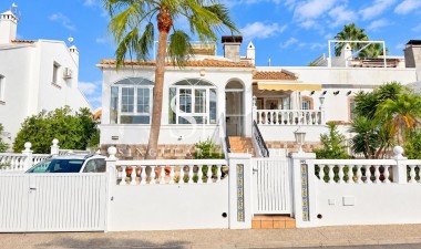 Återförsäljning - Villa - Orihuela Costa - Costa Blanca