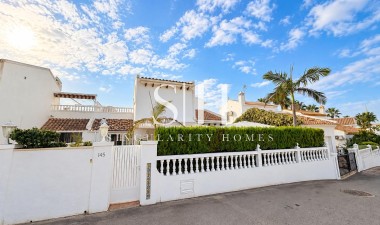 Återförsäljning - Villa - Orihuela Costa - Costa Blanca