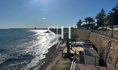 Återförsäljning - Villa - Orihuela Costa - Costa Blanca