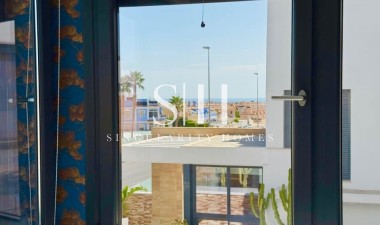 Odsprzedaż - Villa - Orihuela Costa - Costa Blanca