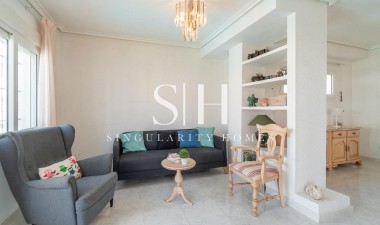 Odsprzedaż - Bungalow - Orihuela Costa - Playa Flamenca