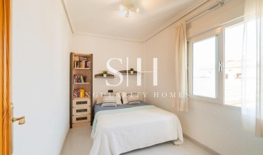 Odsprzedaż - Bungalow - Orihuela Costa - Playa Flamenca