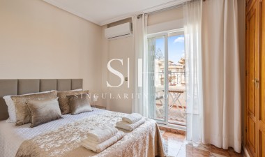 Odsprzedaż - Villa - Orihuela Costa - Lomas de Caboroig