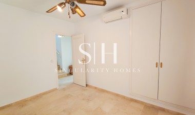 Återförsäljning - Villa - Orihuela Costa - Costa Blanca