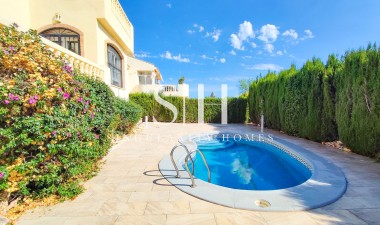 Återförsäljning - Villa - Orihuela Costa - Costa Blanca