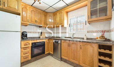Återförsäljning - Hus - Torrevieja - Playa De Los Naufragos