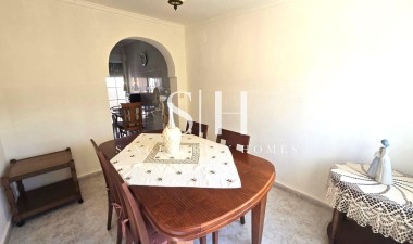 Wiederverkauf - Villa - Torrevieja - Los Balcones - Los Altos del Edén