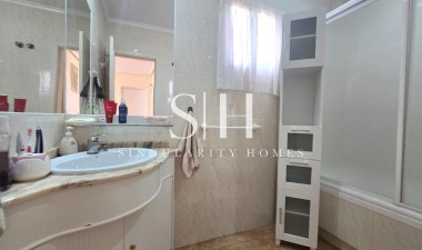 Wiederverkauf - Villa - Torrevieja - Los Balcones - Los Altos del Edén
