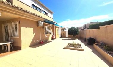Wiederverkauf - Villa - Torrevieja - Los Balcones - Los Altos del Edén