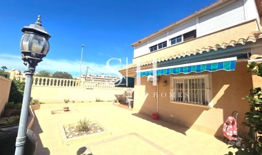 Wiederverkauf - Villa - Torrevieja - Los Balcones - Los Altos del Edén