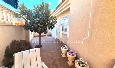 Wiederverkauf - Villa - Torrevieja - Los Balcones - Los Altos del Edén