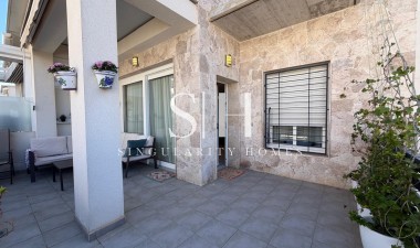 Återförsäljning - Hus - Torrevieja - aguas nuevas
