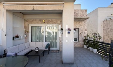 Återförsäljning - Hus - Torrevieja - aguas nuevas
