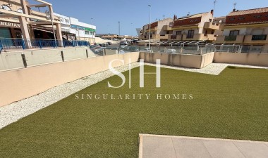 Odsprzedaż - Bungalow - Orihuela Costa - La Zenia