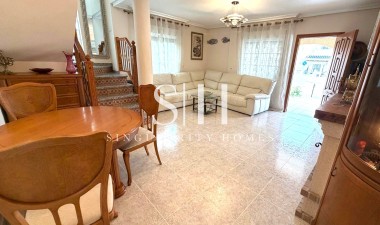 Odsprzedaż - Villa - Orihuela Costa - Costa Blanca