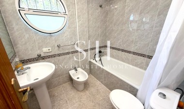 Odsprzedaż - Villa - Orihuela Costa - Costa Blanca