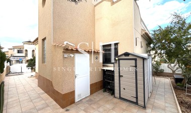 Odsprzedaż - Villa - Orihuela Costa - Costa Blanca