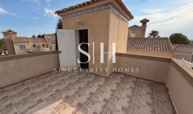 Odsprzedaż - Villa - Orihuela Costa - Costa Blanca