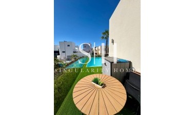Odsprzedaż - Villa - Benijofar - Costa Blanca