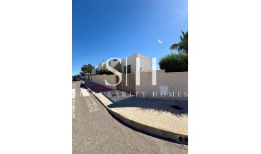 Odsprzedaż - Villa - Benijofar - Costa Blanca