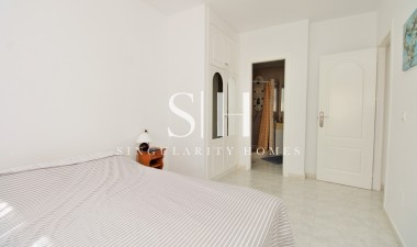 Wiederverkauf - Wohnung - Orihuela Costa - PAU 8