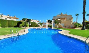 Wiederverkauf - Wohnung - Orihuela Costa - PAU 8