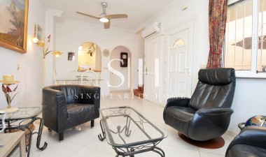 Resale - Villa - Orihuela Costa - Playa Flamenca