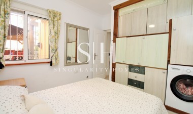 Resale - Villa - Orihuela Costa - Playa Flamenca
