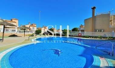 Wiederverkauf - Haus - Orihuela Costa - Villamartin