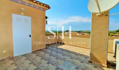 Återförsäljning - Villa - Orihuela Costa - Villamartin
