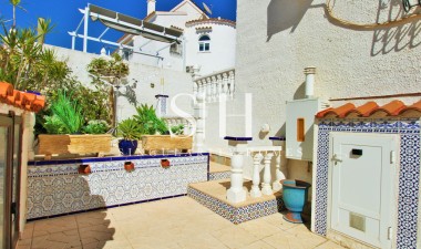 Återförsäljning - Villa - Orihuela Costa - Villamartin