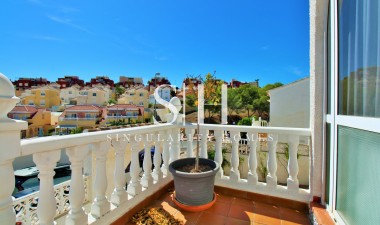 Återförsäljning - Villa - Orihuela Costa - Villamartin