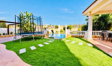 Resale - Villa - Ciudad Quesada