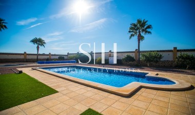 Wiederverkauf - Villa - Catral - Costa Blanca