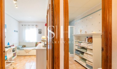 Reventa - Villa - Orihuela Costa - Los Balcones