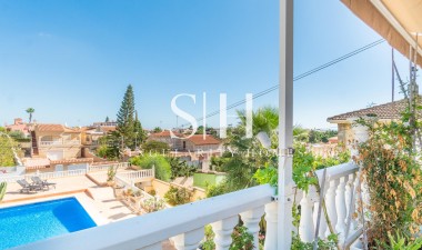 Reventa - Villa - Orihuela Costa - Los Balcones