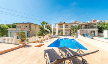 Reventa - Villa - Orihuela Costa - Los Balcones