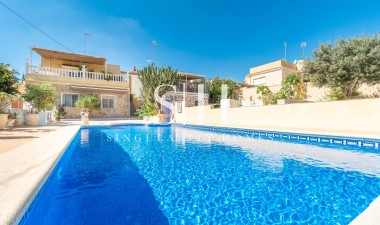 Reventa - Villa - Orihuela Costa - Los Balcones