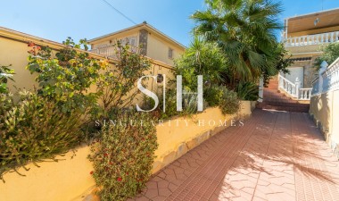 Reventa - Villa - Orihuela Costa - Los Balcones