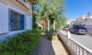 Reventa - Villa - Orihuela Costa - Playa Flamenca
