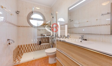 Reventa - Villa - Orihuela Costa - Playa Flamenca