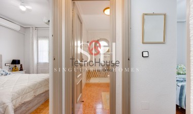 Reventa - Villa - Orihuela Costa - Playa Flamenca