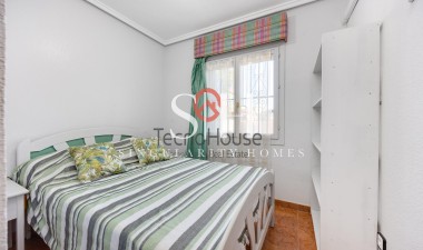 Reventa - Villa - Orihuela Costa - Playa Flamenca
