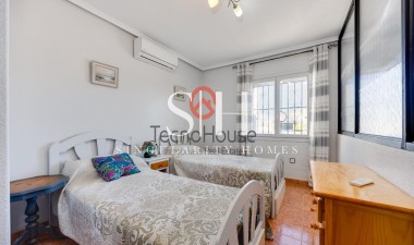 Reventa - Villa - Orihuela Costa - Playa Flamenca