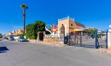 Reventa - Villa - Orihuela Costa - Playa Flamenca