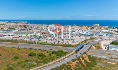 Reventa - Villa - Orihuela Costa - Playa Flamenca