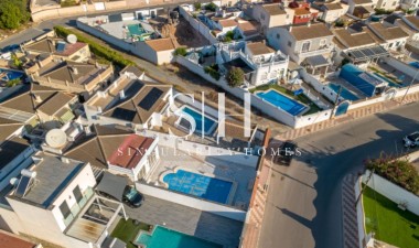 Odsprzedaż - Villa - Torrevieja - Costa Blanca