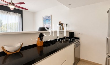 Resale - Apartment / flat - Orihuela Costa - Punta Prima