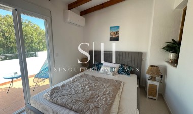 Resale - House - La Mata - Costa Blanca